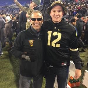 Meet your Posher, Nicholas